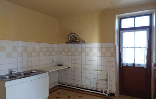 Vente Maison à rafraîchir Leyrat   