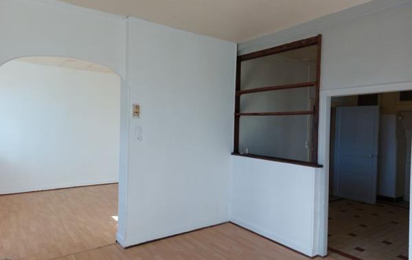 Vente Maison à rafraîchir Leyrat   