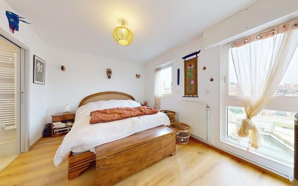 Appartement à vendre    5 pièces • 137 m2 Metz