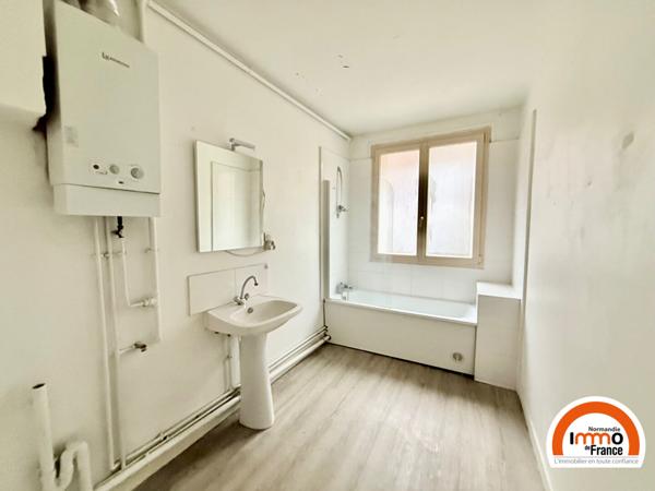 ROUEN PLACE SAINT-MARC - F3 de 68,46 m² lumineux  avec balcon exposé SUD