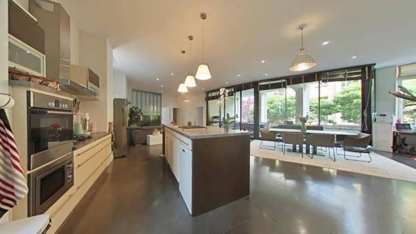 Superbe F4 - Terrasse et parking