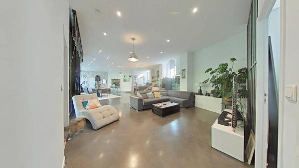 Superbe F4 - Terrasse et parking