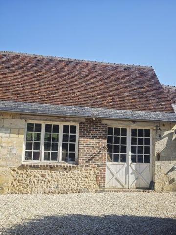 À vendre - Maison de maître, 12 pièces situé à La Chartre-sur-le-Loir (72340)