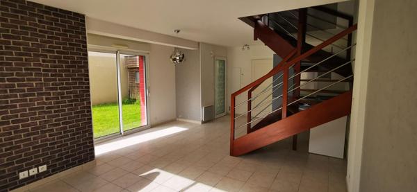 Maison  4 pièce(s) 75 m2 35800 DINARD