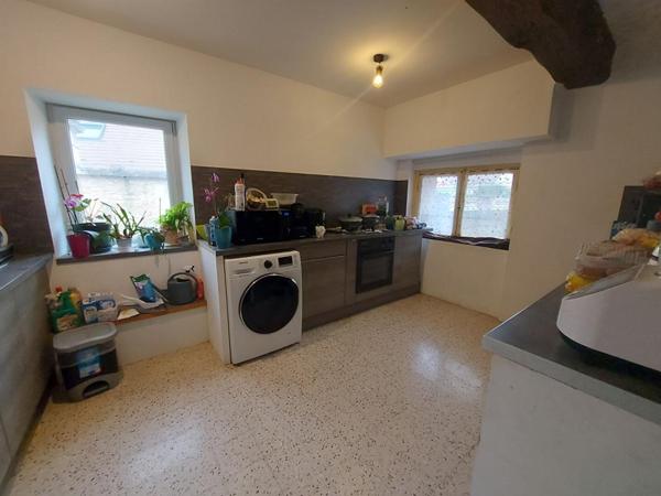 MAISON F4 AVEC GRANGE - CHESLEY 10210