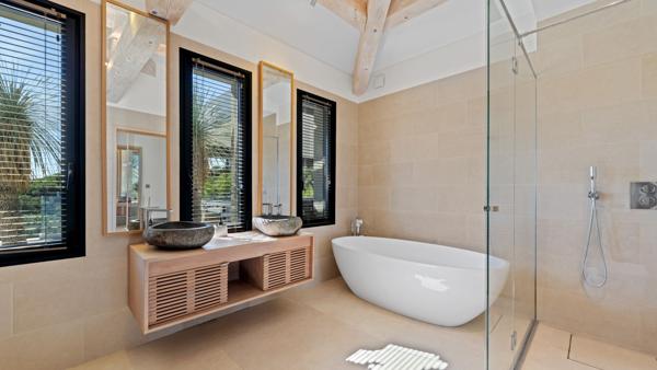 Vente Maison contemporaine Grimaud 9 Pièces 350 m²