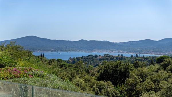Vente Maison contemporaine Grimaud 9 Pièces 350 m²