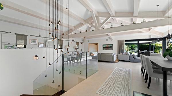 Vente Maison contemporaine Grimaud 9 Pièces 350 m²