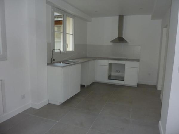Centre-ville de LISIEUX, appartement en duplex de type F4 de 78 m² au 1er étage , Lisieux