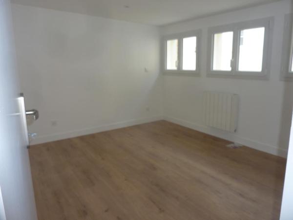 Centre-ville de LISIEUX, appartement en duplex de type F4 de 78 m² au 1er étage , Lisieux