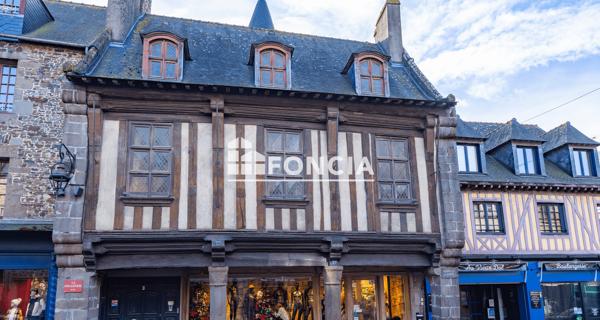 À vendre Maison 10 pièces 590 m² - Dol-de-bretagne 35120