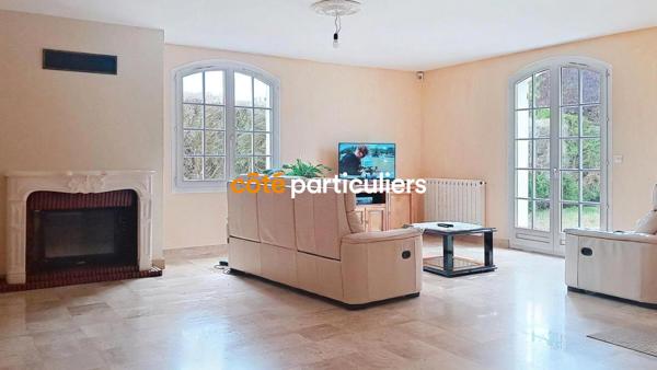 Vente Maison195 m² - 6 Pièces - AMILLY (45200)