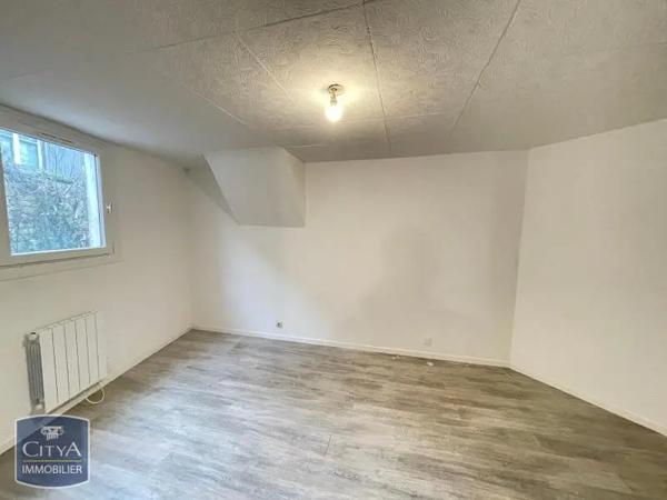 Appartement à louer 2 pièces 50.88m² Allonnes (49650)