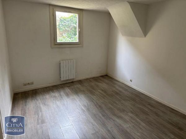 Appartement à louer 2 pièces 50.88m² Allonnes (49650)