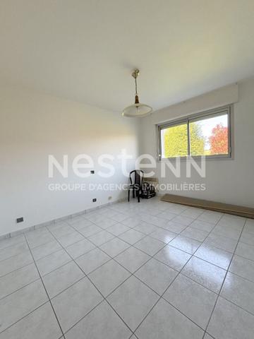 Maison traditionnelle à vendre à MOREAC 5 chambres avec 5 000 m² de jardin