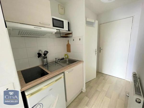 Appartement à louer 1 pièce 19.36m² Tours (37000)