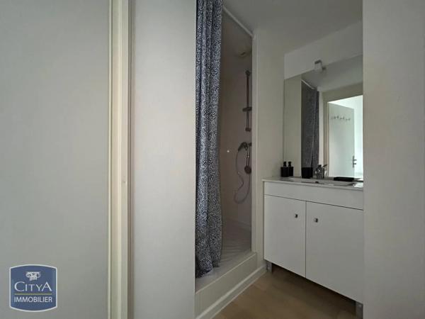 Appartement à louer 1 pièce 19.36m² Tours (37000)