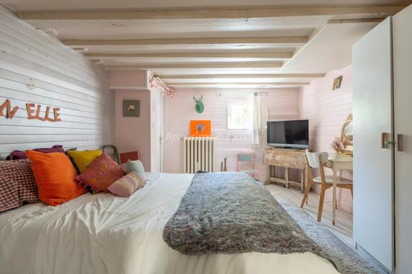 Vente                                                      Maison
                        
                     5 pièces                      110 m2                     à Le Perreux-sur-Marne