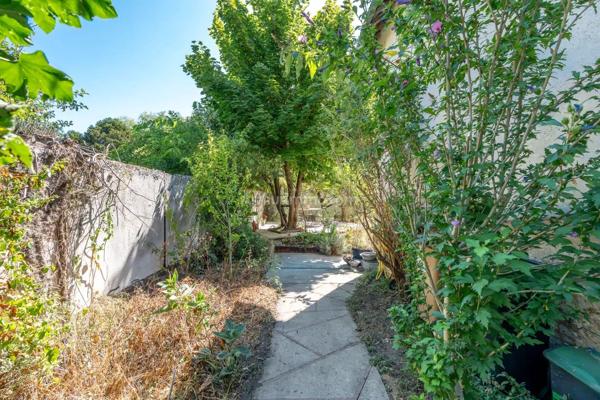 Vente                                                      Maison
                        
                     5 pièces                      110 m2                     à Le Perreux-sur-Marne