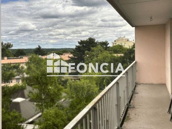 À vendre Appartement 2 pièces 53 m² - Evry 91000