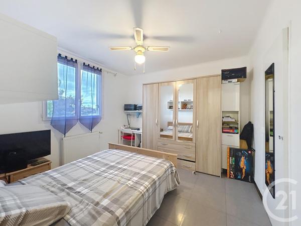 Appartement F4 à vendre  4 pièces - 63,34 m2 ARLES - 13