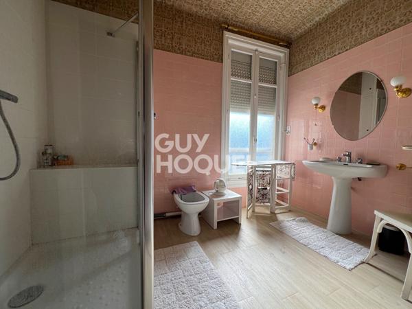 Maison à vendre à La Rochelle - 4 chambres, garage et jardin