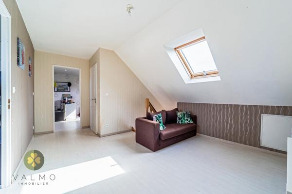 Maison
                                                                                                                                                                                                                                                                                                                        7 pièce(s)                                                                                                                                                                                                          5 chambre(s)                                                                                                                                                                                                          153  m²