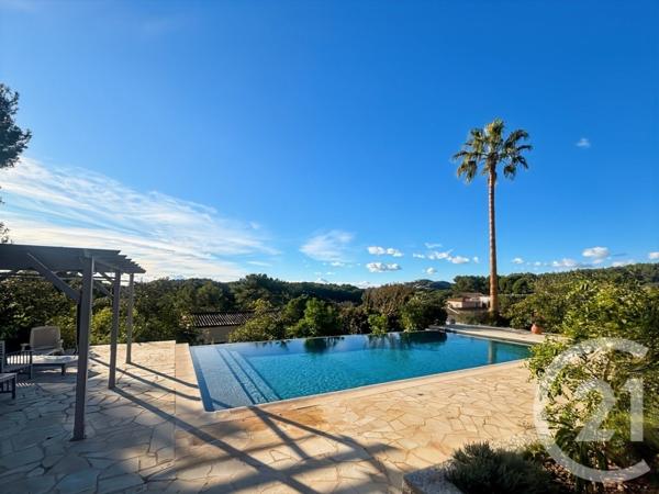 Maison à vendre  5 pièces - 162 m2 SANARY SUR MER - 83