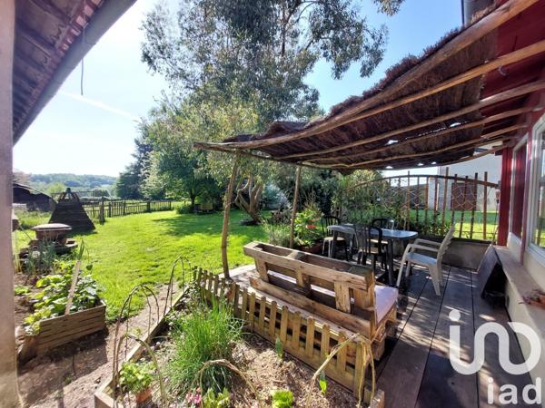 Ferme 8 pièces de 195 m² à Saint-Laurent-sur-Gorre (87310)