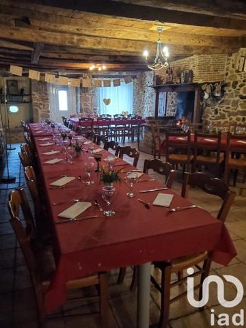 Ferme 8 pièces de 195 m² à Saint-Laurent-sur-Gorre (87310)