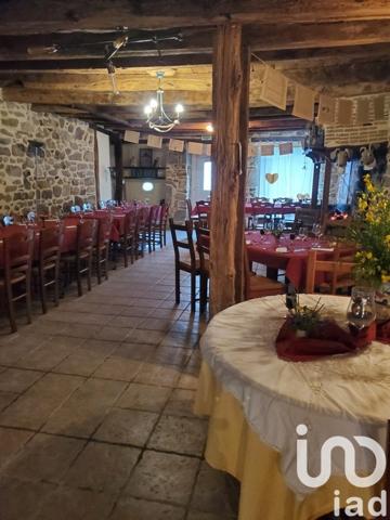 Ferme 8 pièces de 195 m² à Saint-Laurent-sur-Gorre (87310)