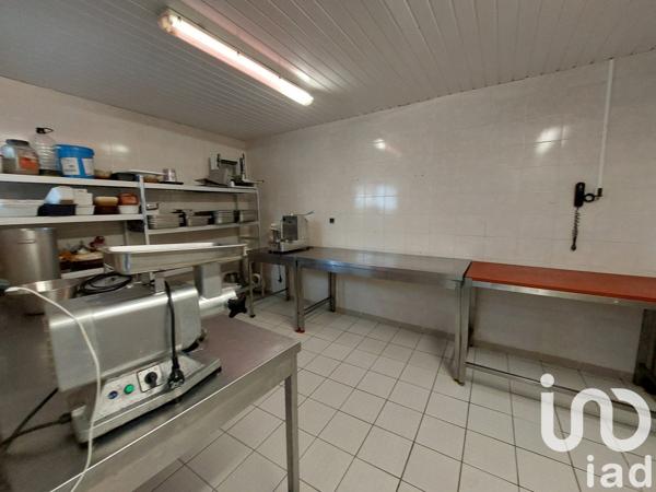 Ferme 8 pièces de 195 m² à Saint-Laurent-sur-Gorre (87310)