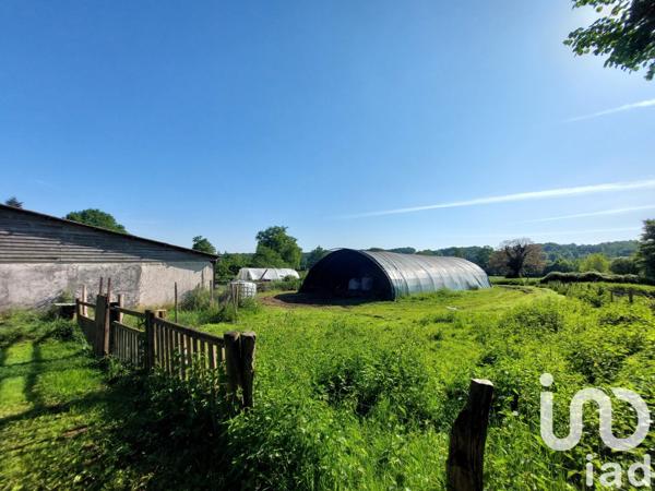 Ferme 8 pièces de 195 m² à Saint-Laurent-sur-Gorre (87310)