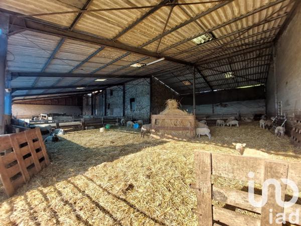 Ferme 8 pièces de 195 m² à Saint-Laurent-sur-Gorre (87310)