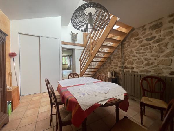 Maison
         6 pièces
        - 180 m² 145 000 € *