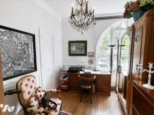 CENTRE VILLE REIMS 4 PIECES IMMEUBLE ANCIEN