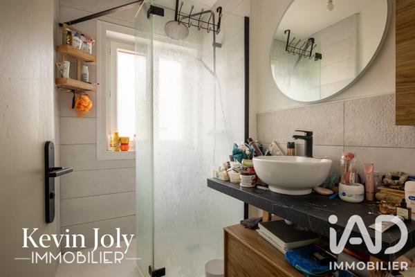 Location appartement 3 pièces 61 m² Saint-Jean-de-la-Ruelle