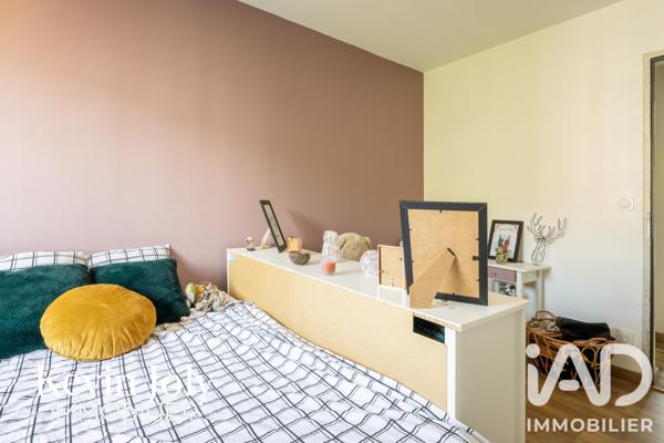 Location appartement 3 pièces 61 m² Saint-Jean-de-la-Ruelle