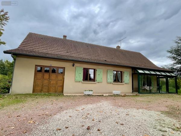 Maison à vendre à Saint-Germain-du-Bois en Saône-et-Loire (71330), ref :