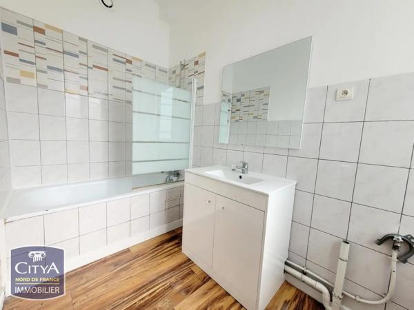 Appartement à louer 2 pièces 45m² Coudekerque-Branche (59210)