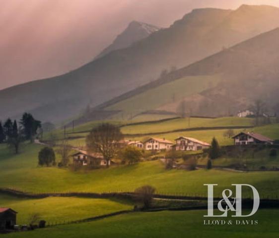 EXCLUSIVITE! MAISON 160 M² BIDARRAI