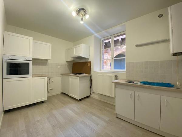Agen centre - A louer appartement de type 4