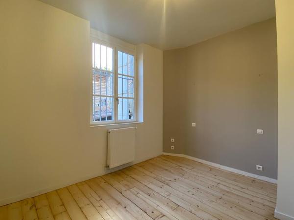Agen centre - A louer appartement de type 4