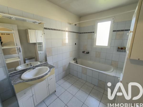 Maison à vendre 5 pièces 130 m² Séry-Magneval