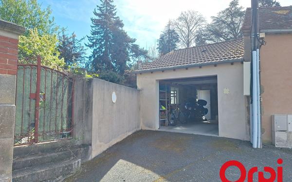 Maison à vendre    4 pièces • 146,92 m2 Néris-les-Bains