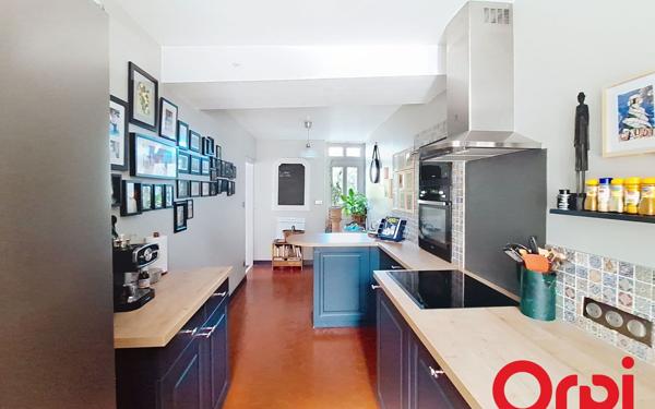 Maison à vendre    4 pièces • 146,92 m2 Néris-les-Bains