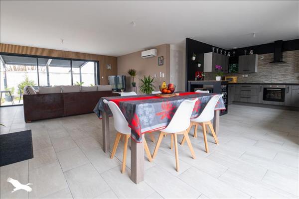 Maison à vendre |  Les Mathes |  5 pièces | 139 m²