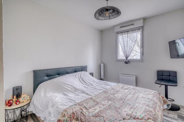 Saint-André-de-Cubzac (33240) Appartement 2 pièces de 47m2 avec balcon et parking