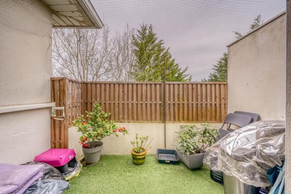 Saint-André-de-Cubzac (33240) Appartement 2 pièces de 47m2 avec balcon et parking