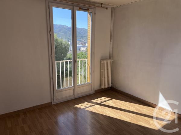 Appartement T3 à vendre  3 pièces - 60,35 m 2   MARSEILLE  - 13012